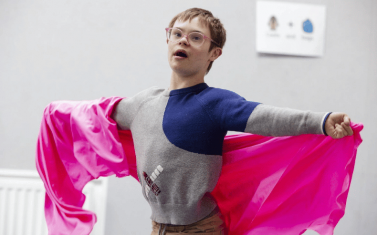 A participant performing a story to the group. Photo by Camilla Adams.